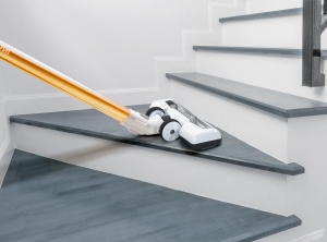 Invictus X5 Treppe Body Rohr RGB 300x222 - Invictus_X5_Treppe_Body_Rohr_RGB