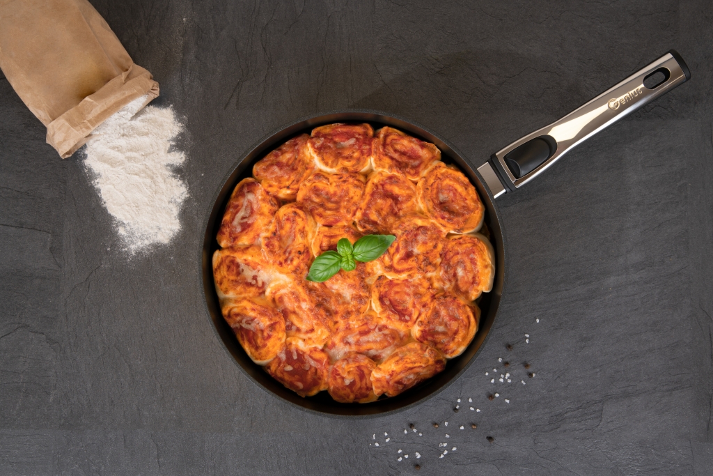 Cerafit Plasma Hochrandpfanne Ø 28 cm Ambiente Pizzaschnecken 2 1024x683 - Produktneuheiten